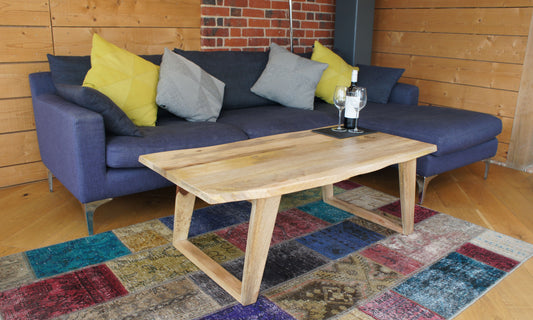 Coffee table Mango wood Raw edge